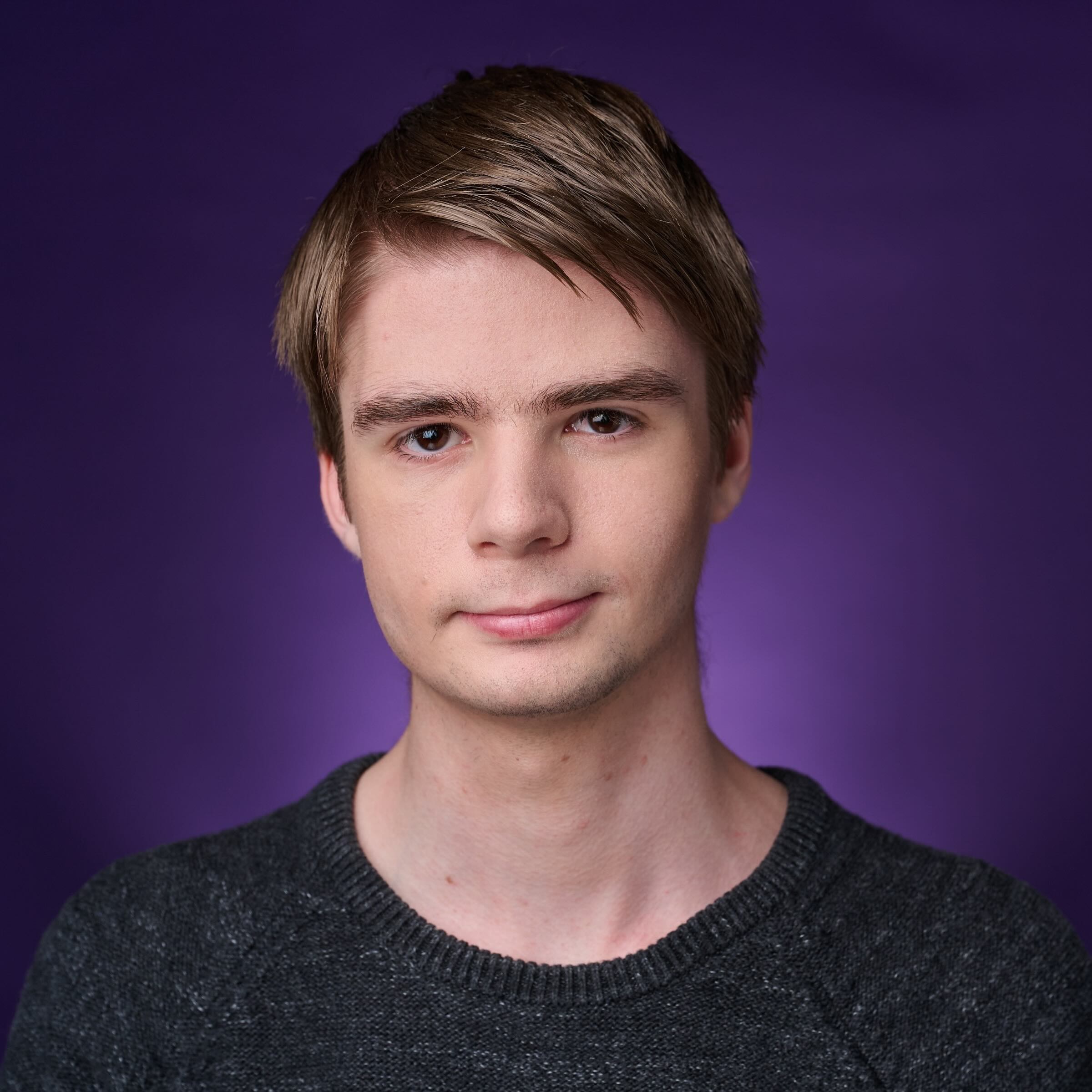 Headshot of Liam DeVoe
